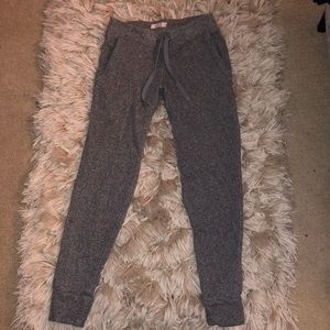 UGG Australia Heather Grey Sweatpants - Size XS